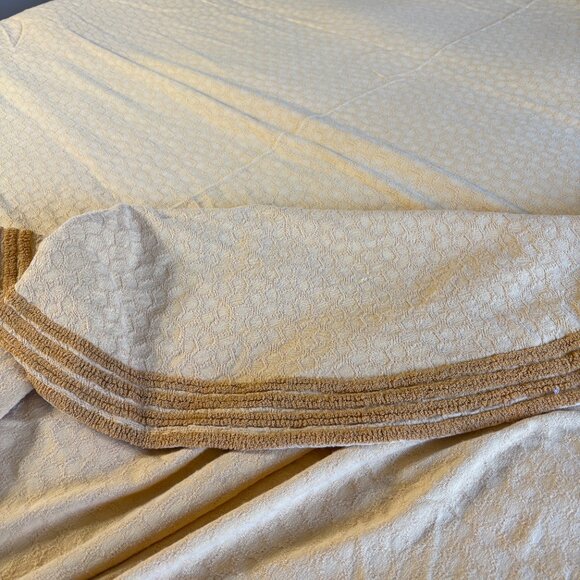 Vintage Morgan Jones Chenille Bedspread Mustard Yellow MCM - Picture 3 of 5